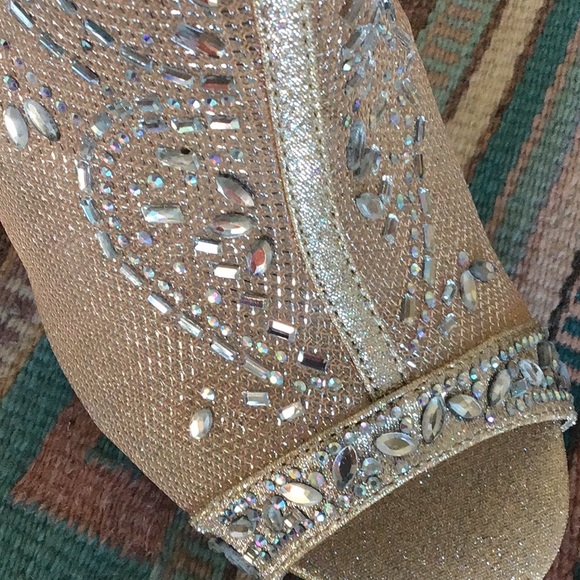 De Blossom Collection Heels - Picture 5 of 7